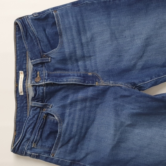 Levi's 721 High Rise Skinny Ankle Distressed Jeans - Picture 13 of 14